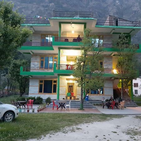 The Royal Orchard Kasol Hotell Exteriör bild