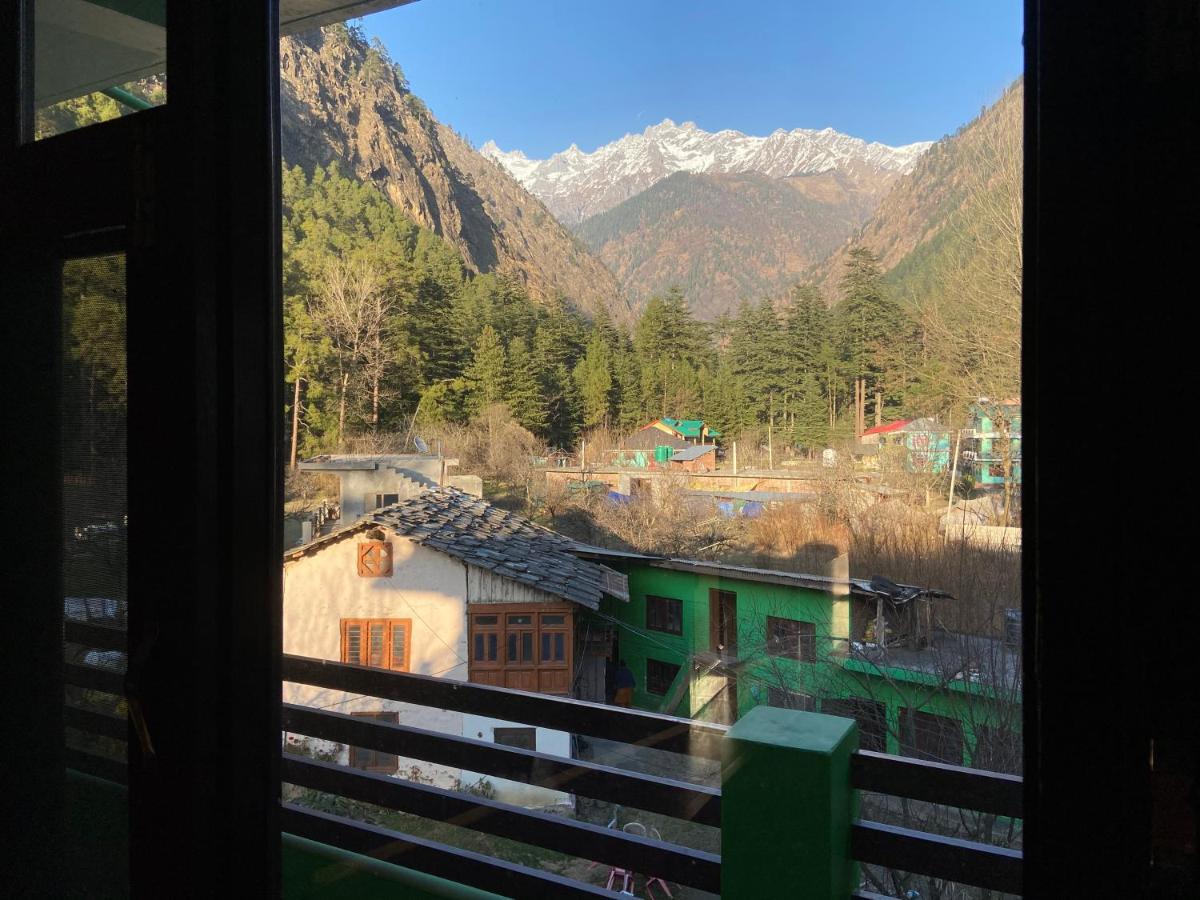 The Royal Orchard Kasol Hotell Exteriör bild